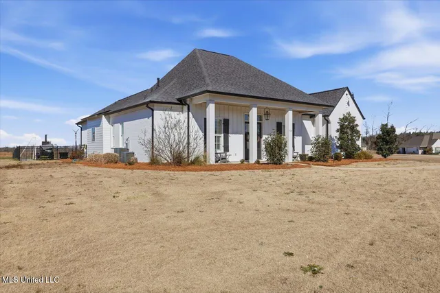 $650,000 | 735 Cotton Creek Trail, Brandon, MS 39047