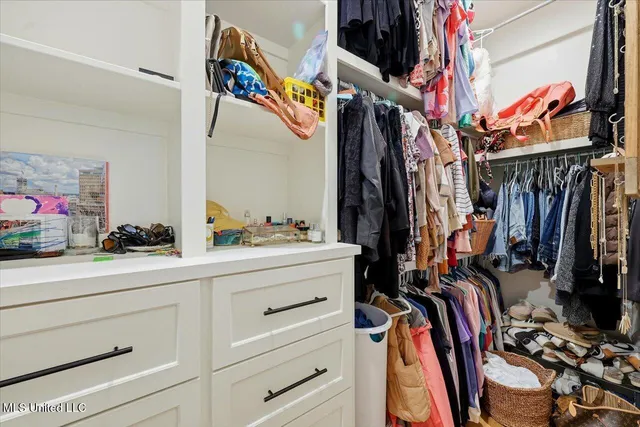 $650,000 | 735 Cotton Creek Trail, Brandon, MS 39047