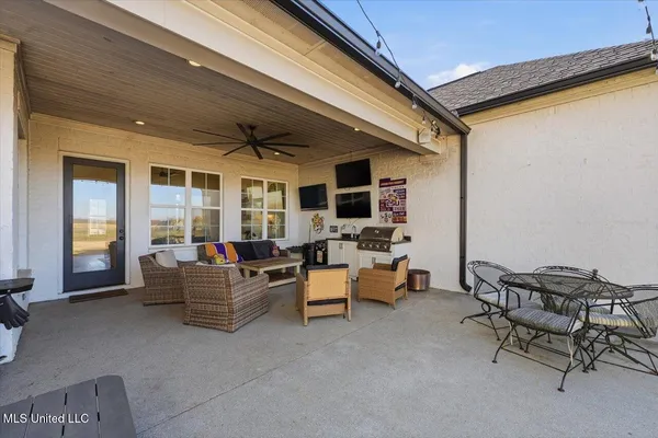 $650,000 | 735 Cotton Creek Trail, Brandon, MS 39047