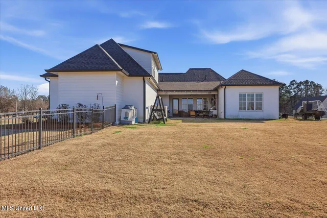 $650,000 | 735 Cotton Creek Trail, Brandon, MS 39047