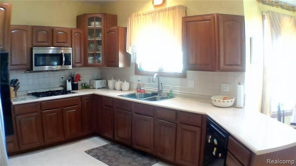 3675 Wadhams Road North Street, MI 48049 - Photo 7 of 45
