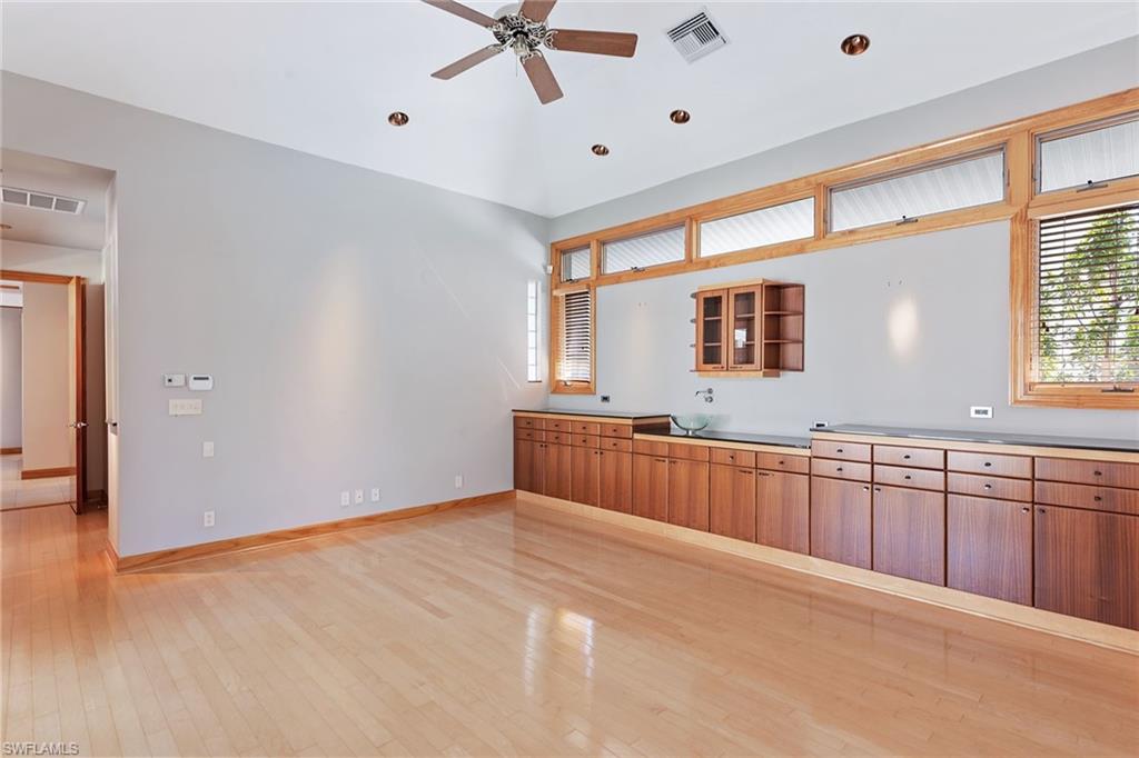 550 Starboard Drive Naples, FL 34103 - Photo 11 of 28