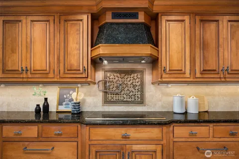 $1,550,000 | 6436 Lake Washington Boulevard Northeast, Unit 5, Kirkland, WA 98033