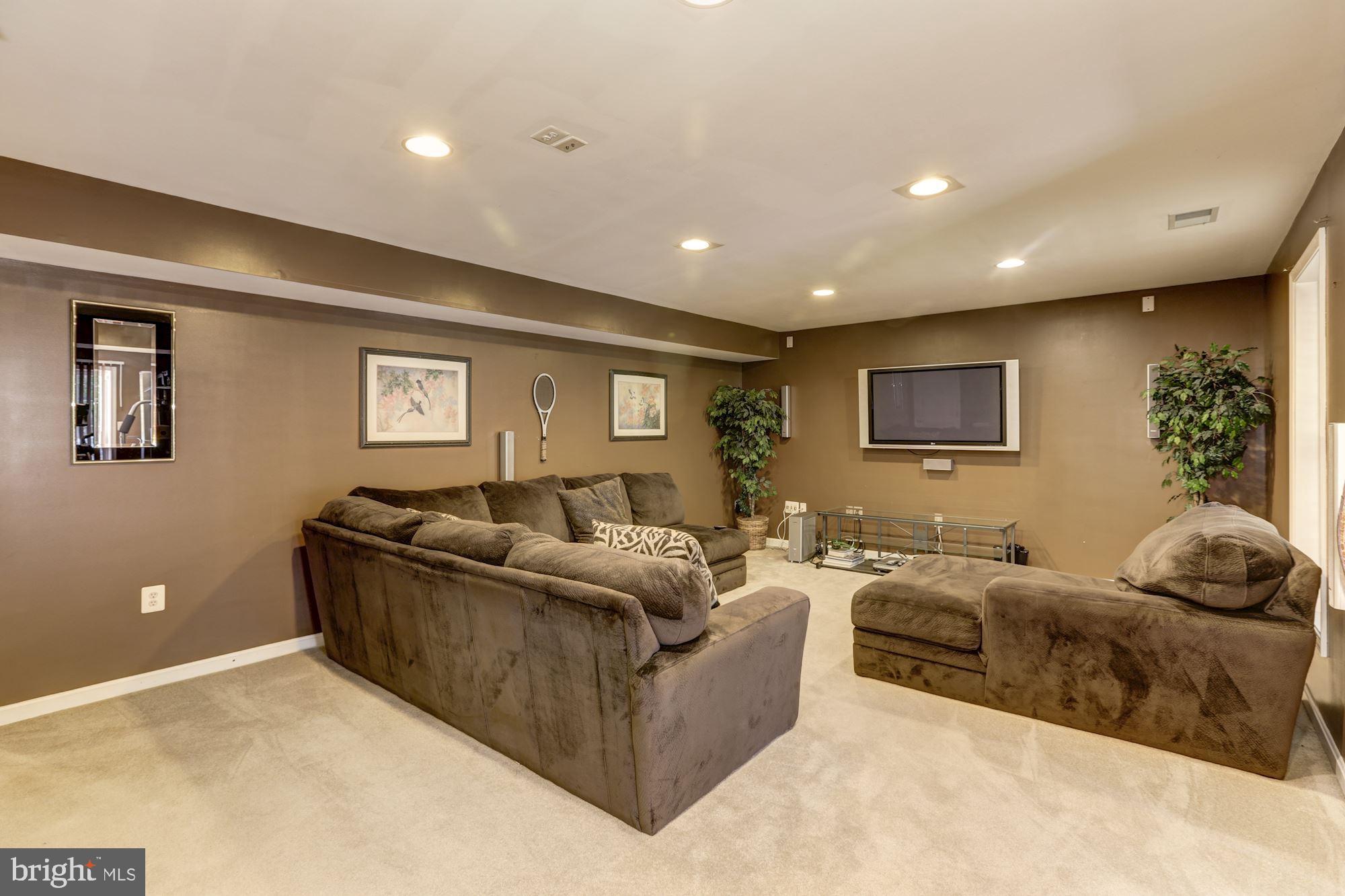 9375 River Crest Road Manassas, VA 20110 - Photo 35 of 49 Gallery Image 35