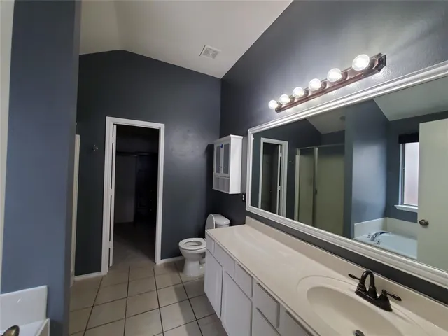 $1,895 | 6040 Stirrup Iron Drive, Fort Worth, TX 76179