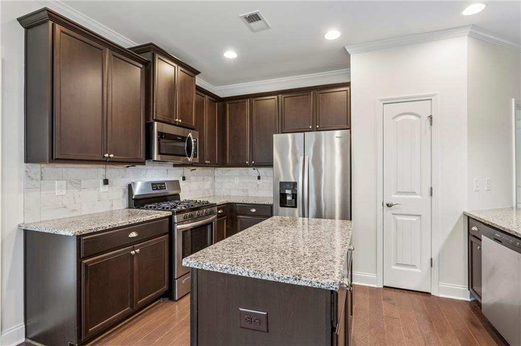 64 Azalea Crossing Dallas, GA 30132 - Photo 9 of 28