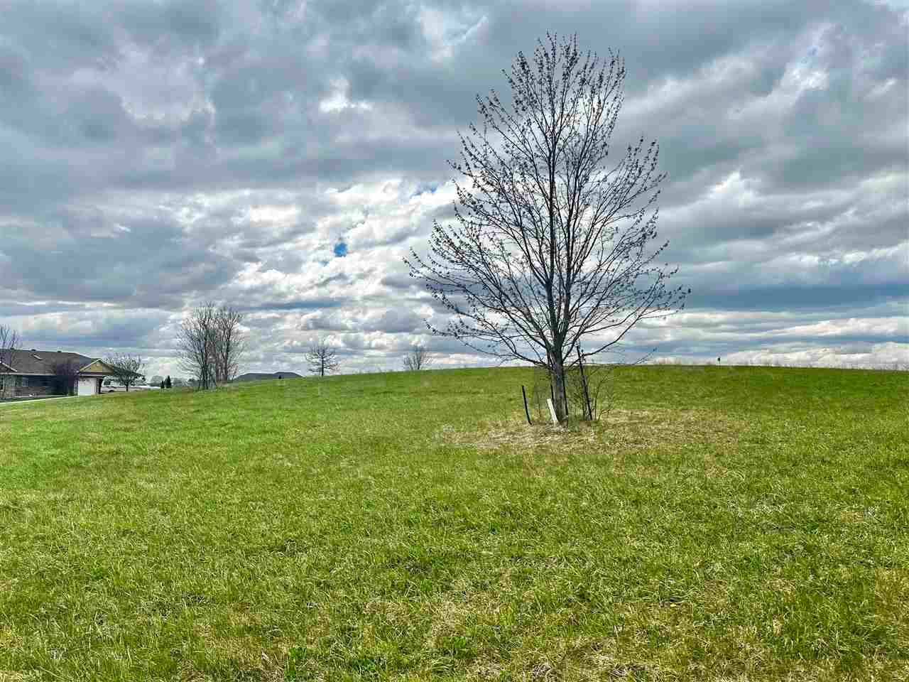 9 Windmill View Court Riverside, IA 52327 - Photo 2 of 6 Gallery Image 2