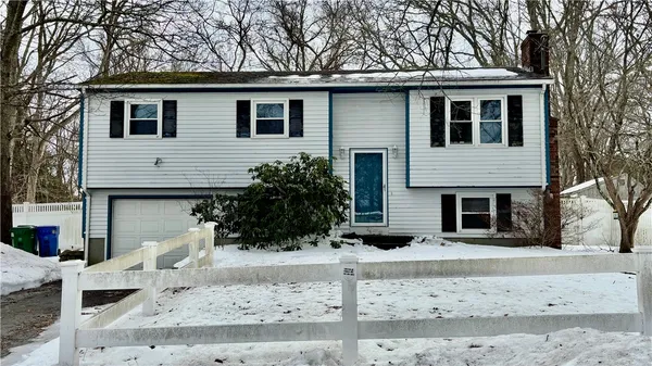 $3,200 | 24 Greenwood Drive, South Kingstown, RI 02879