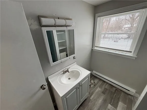 $3,200 | 24 Greenwood Drive, South Kingstown, RI 02879