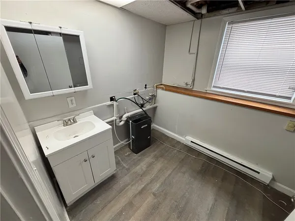 $3,200 | 24 Greenwood Drive, South Kingstown, RI 02879