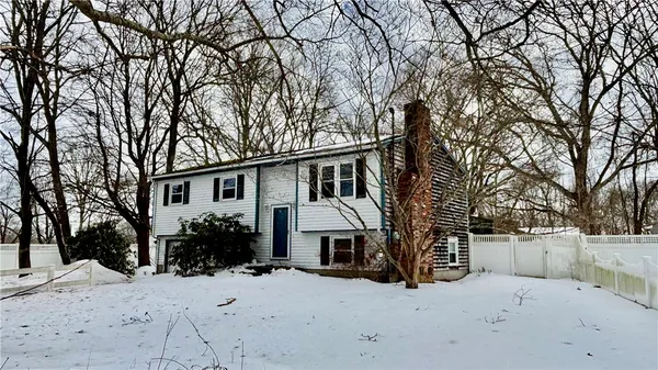 $3,200 | 24 Greenwood Drive, South Kingstown, RI 02879