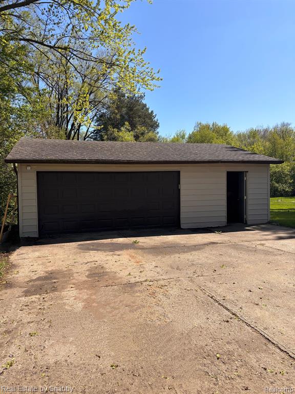 5105 Kelly Road Flint, MI 48504 - Photo 9 of 28
