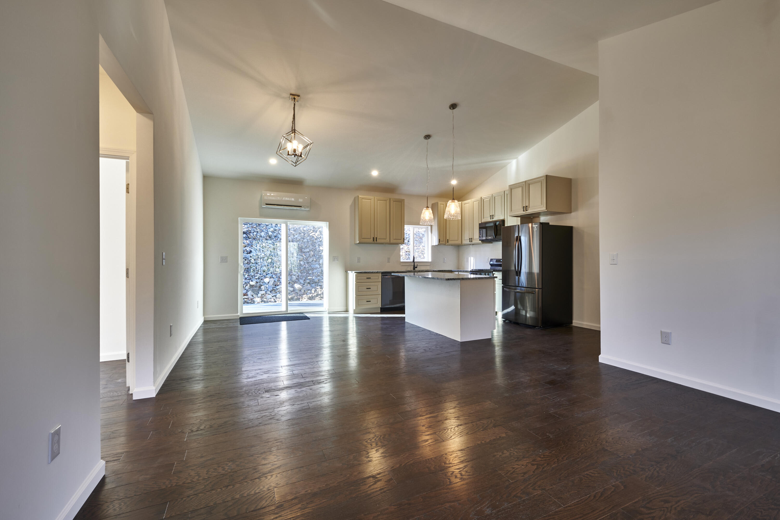 126 Barnestown Road Camden, ME 04843 - Photo 10 of 37 01- 126 Barnestown Road-int - JAC