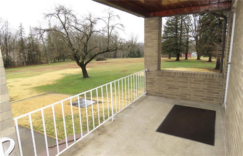 14550 Winchester Road Trafford, PA 15085 - Photo 5 of 21 Gallery Image 5