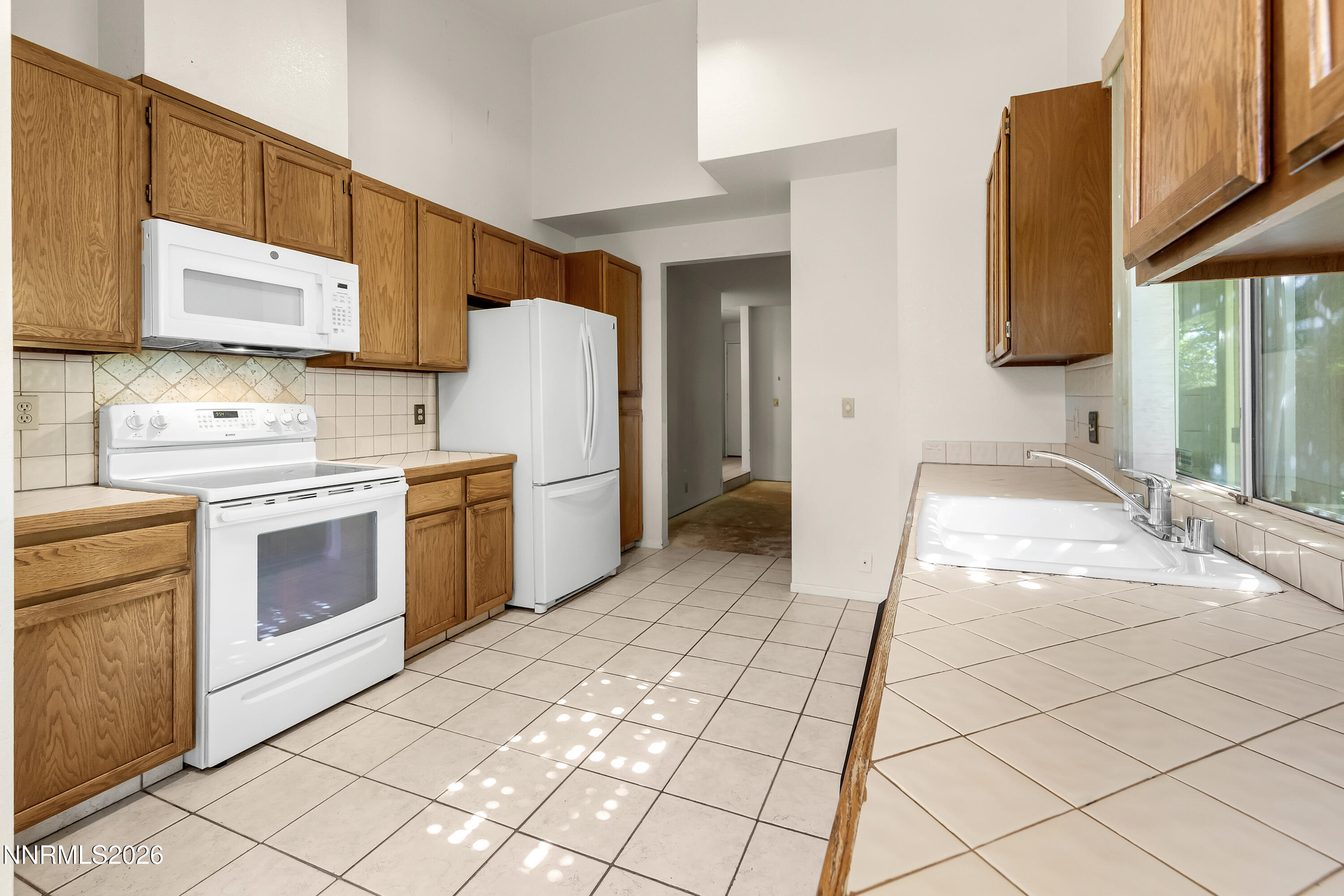2384 Silver Ridge Drive Reno, NV 89509 - Photo 5 of 23 SilverRidge2384-012