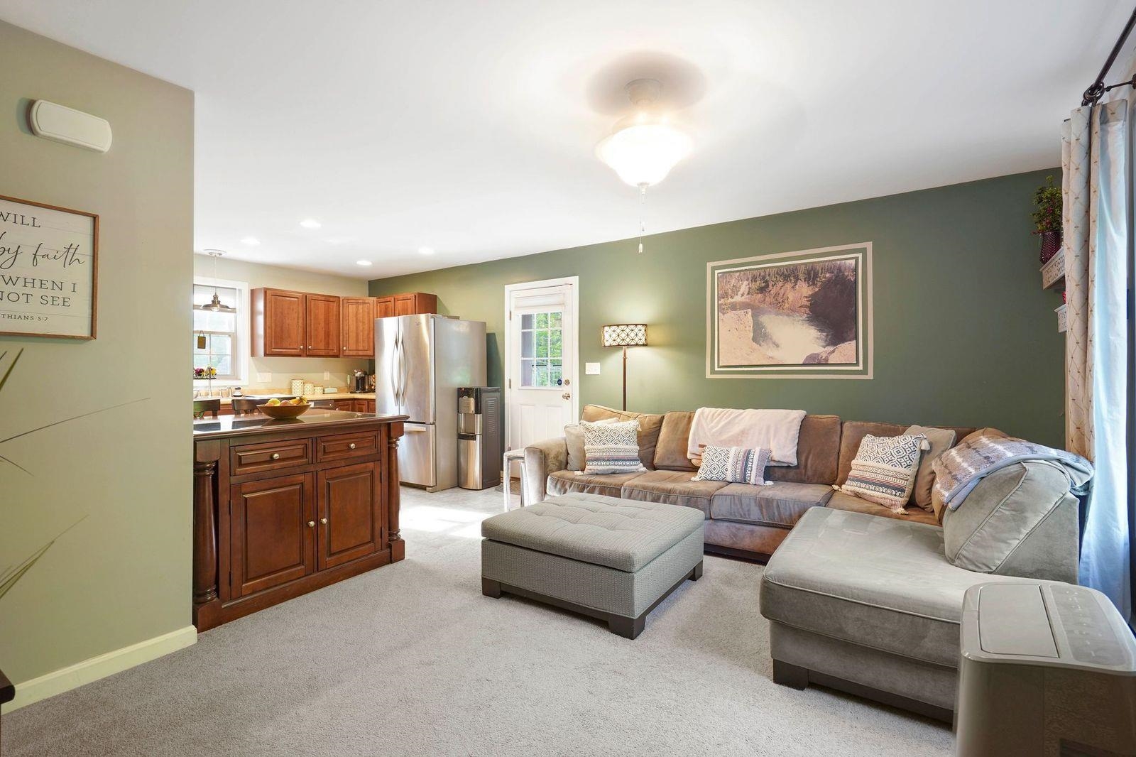 45 Range Road Epsom, NH 03234 - Photo 12 of 24