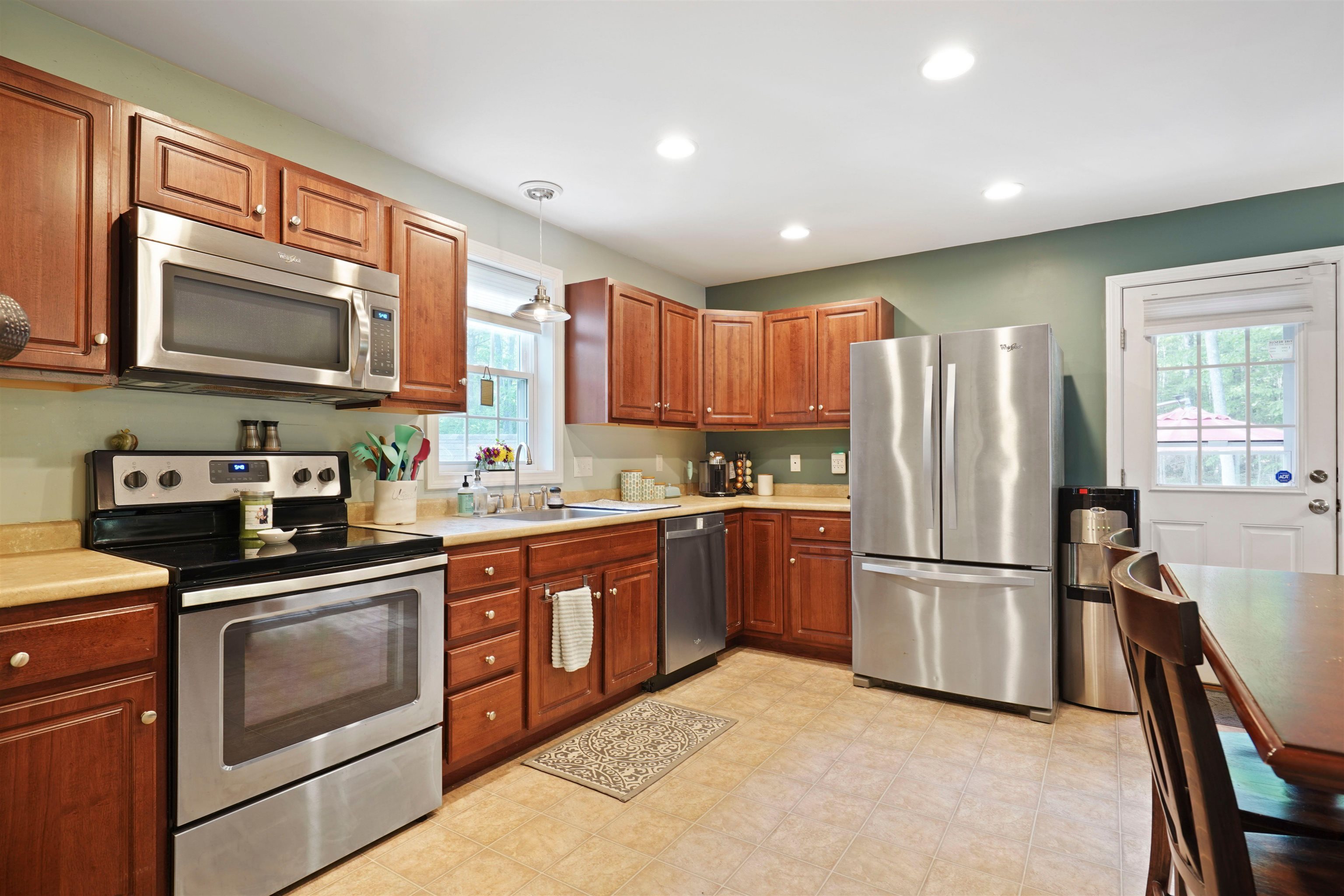 45 Range Road Epsom, NH 03234 - Photo 3 of 24