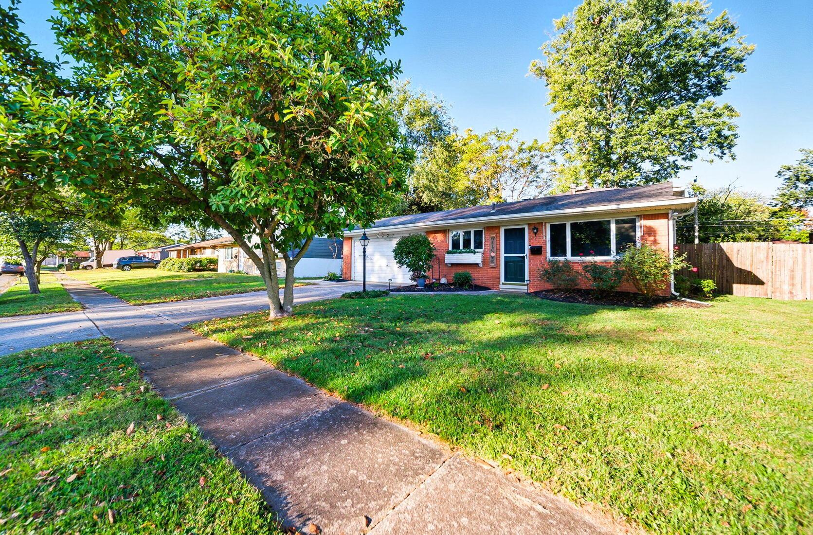 2627 Hubbell Road Columbus, OH 43232 - Photo 2 of 35 Exterior