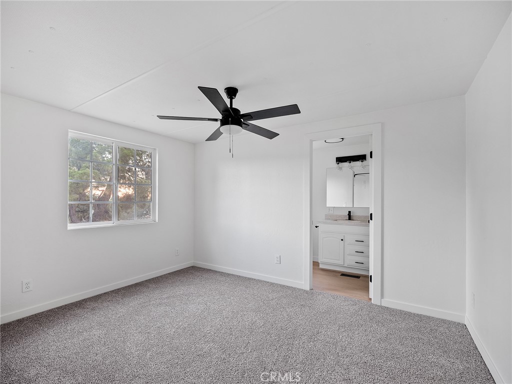 9561 Middleton Road Phelan, CA 92371 - Photo 13 of 30