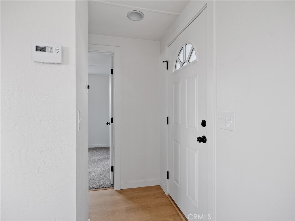 9561 Middleton Road Phelan, CA 92371 - Photo 2 of 30