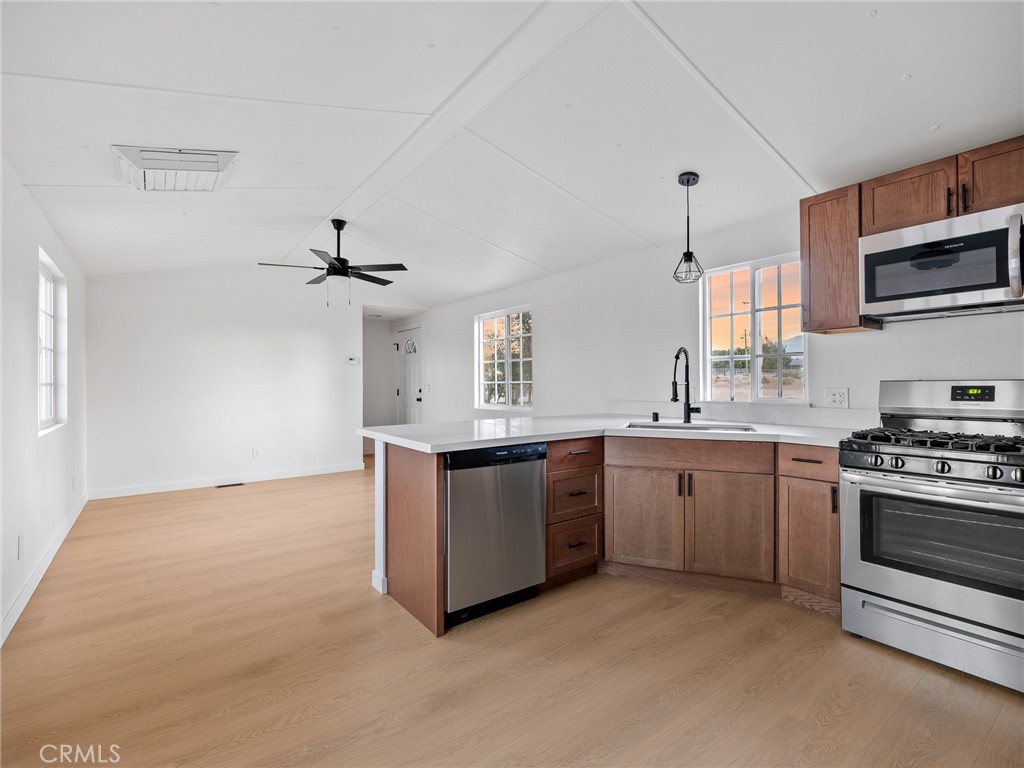 9561 Middleton Road Phelan, CA 92371 - Photo 7 of 30