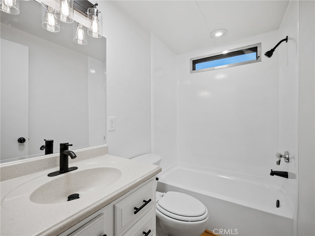 9561 Middleton Road Phelan, CA 92371 - Photo 9 of 30