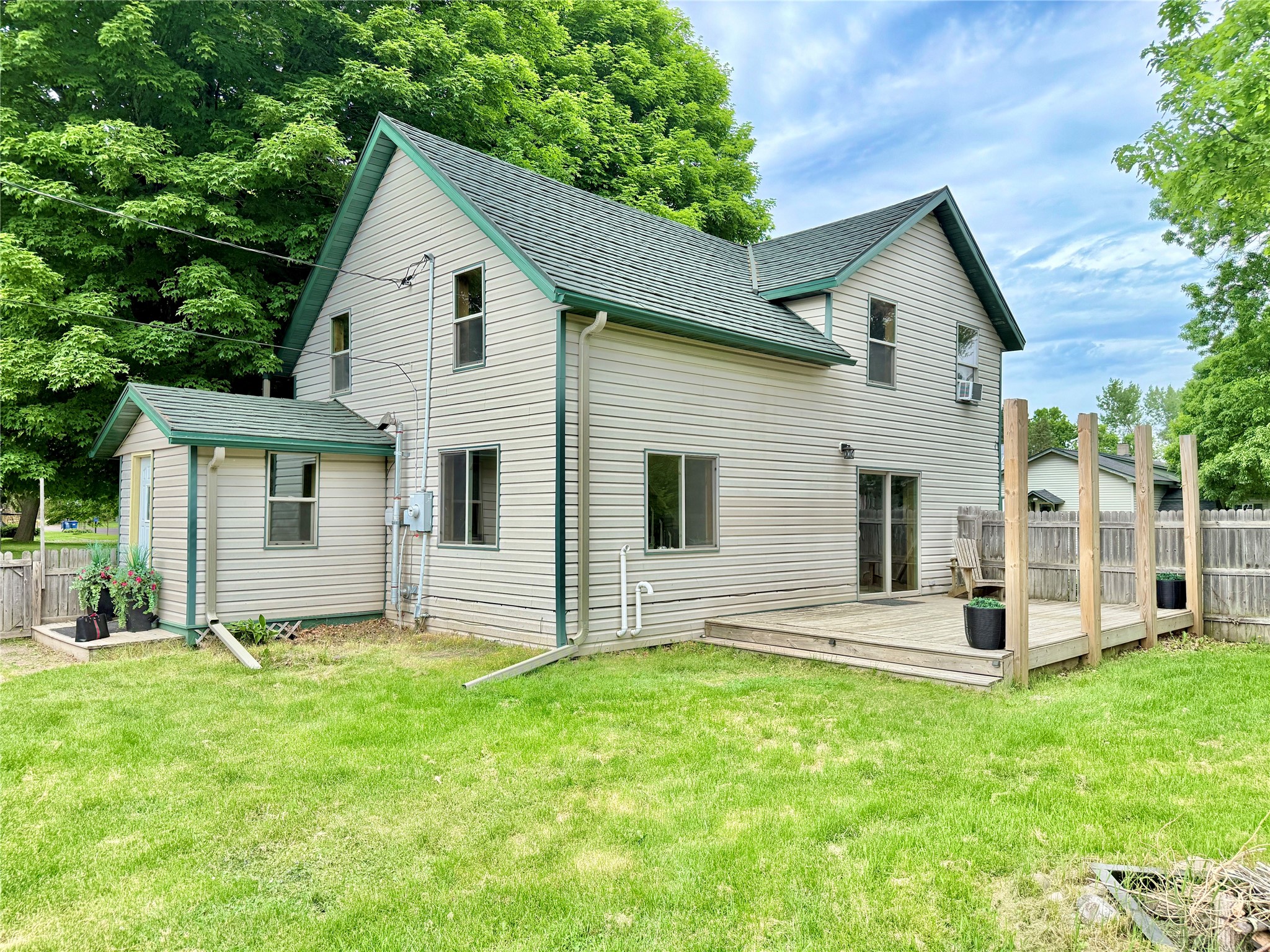 716 Lee Street Rice Lake, WI 54868 - Photo 4 of 48