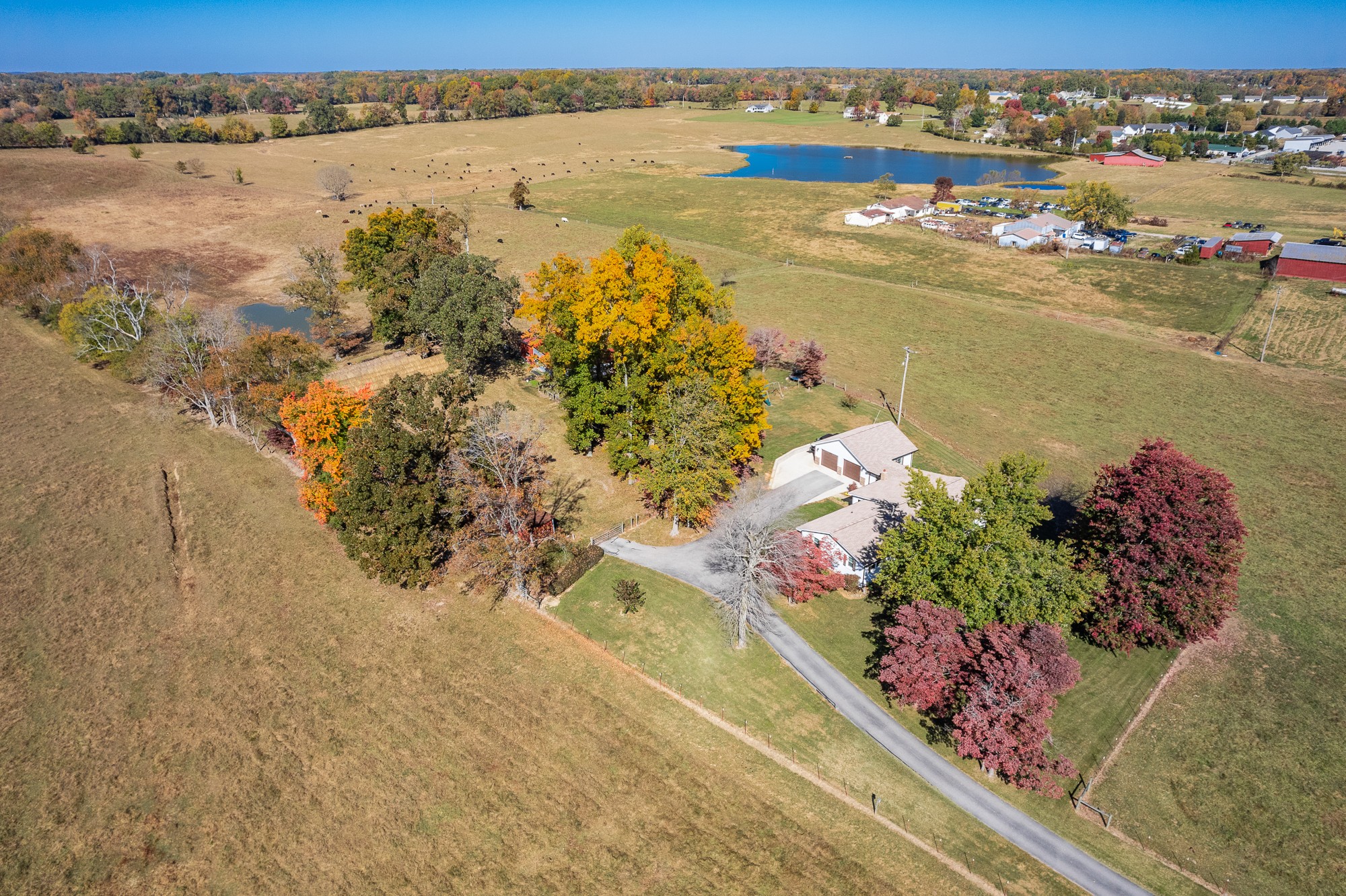 992 Clemmons Road Cookeville, TN 38501 - Photo 5 of 50 Gallery Image 5