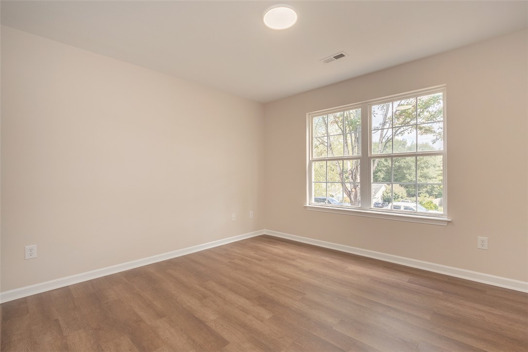1015 Blumefield Road Anderson, SC 29625 - Photo 33 of 45 Gallery Image 33