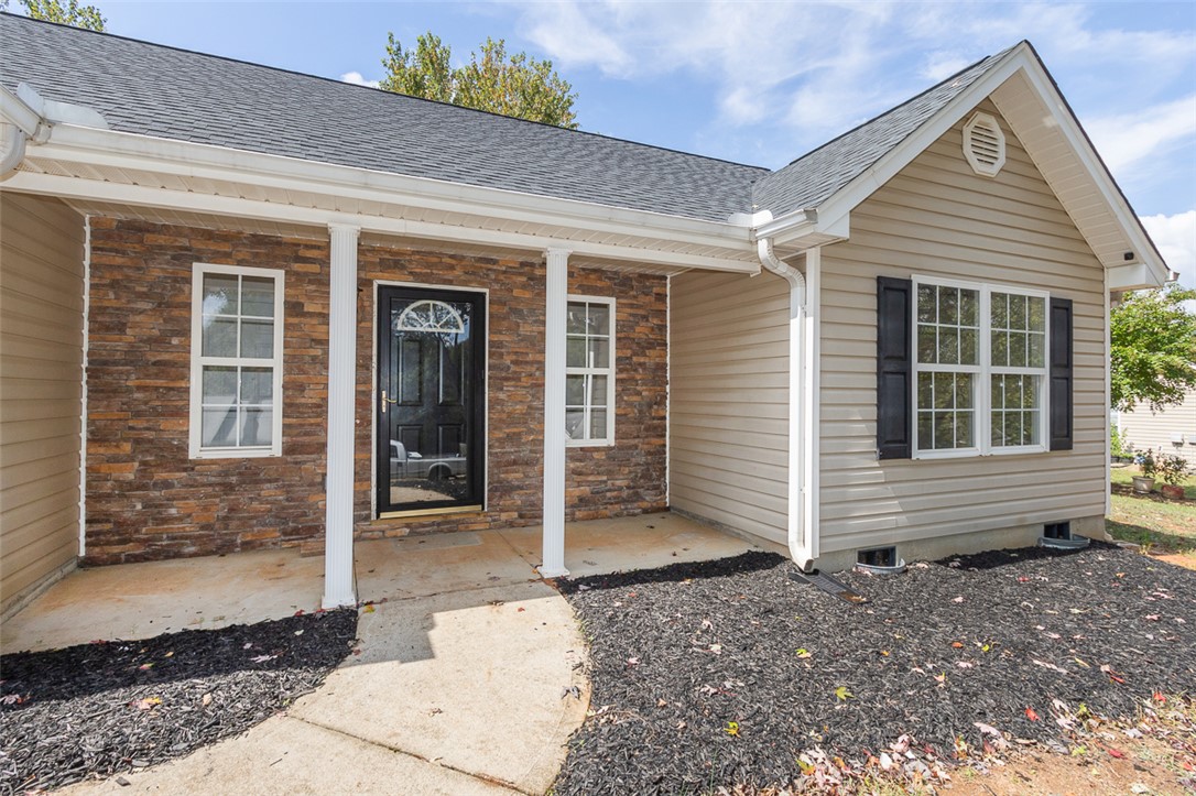 1015 Blumefield Road Anderson, SC 29625 - Photo 4 of 45 Gallery Image 4