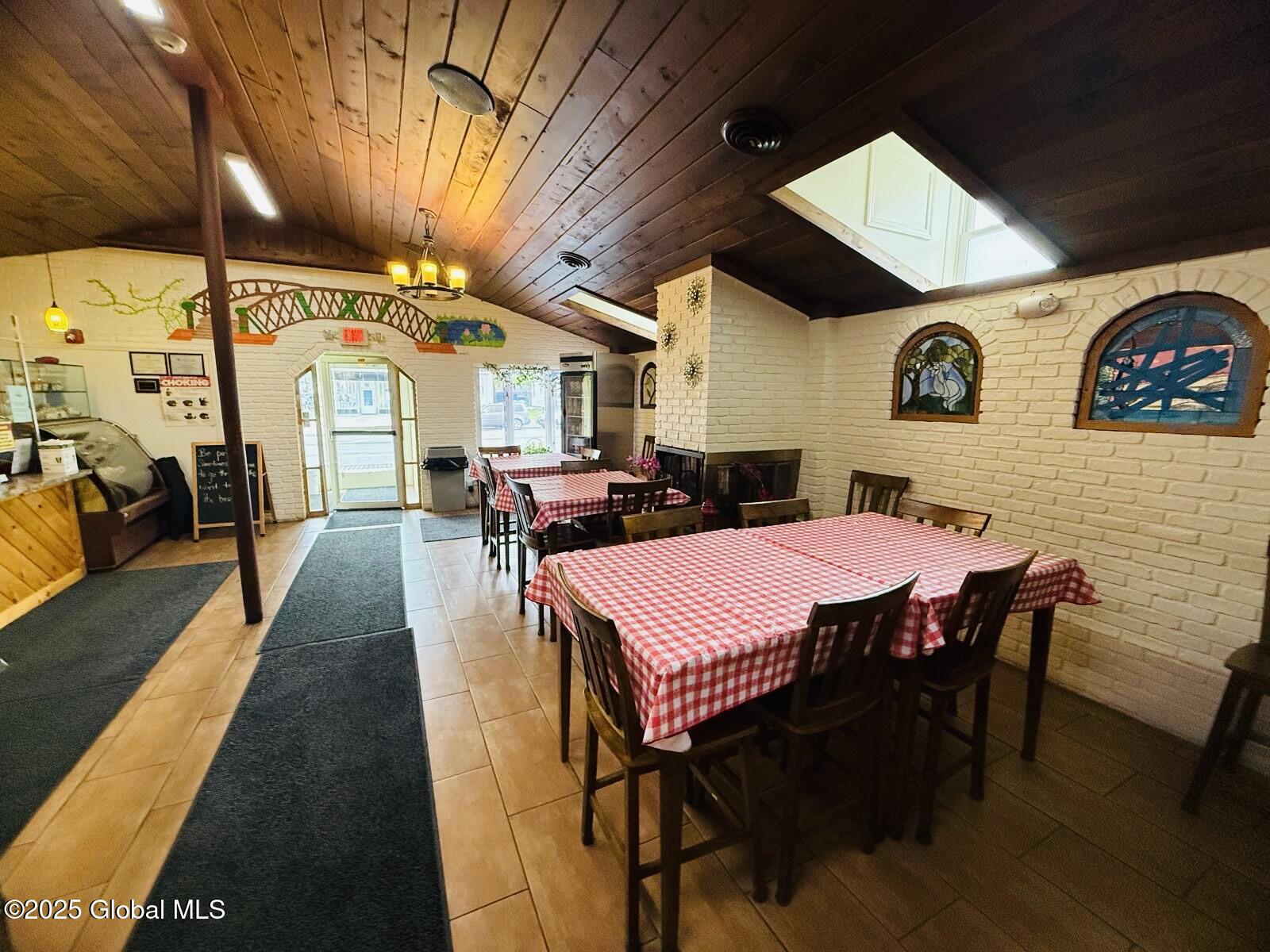 1414 State Street Schenectady, NY 12304 - Photo 6 of 30 f9a08786-be78-4605-9c65-8e66ff6de4ba