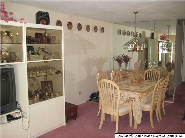 74 Middle Loop Road Staten Island, NY 10308 - Photo 8 of 9 Additional Photo