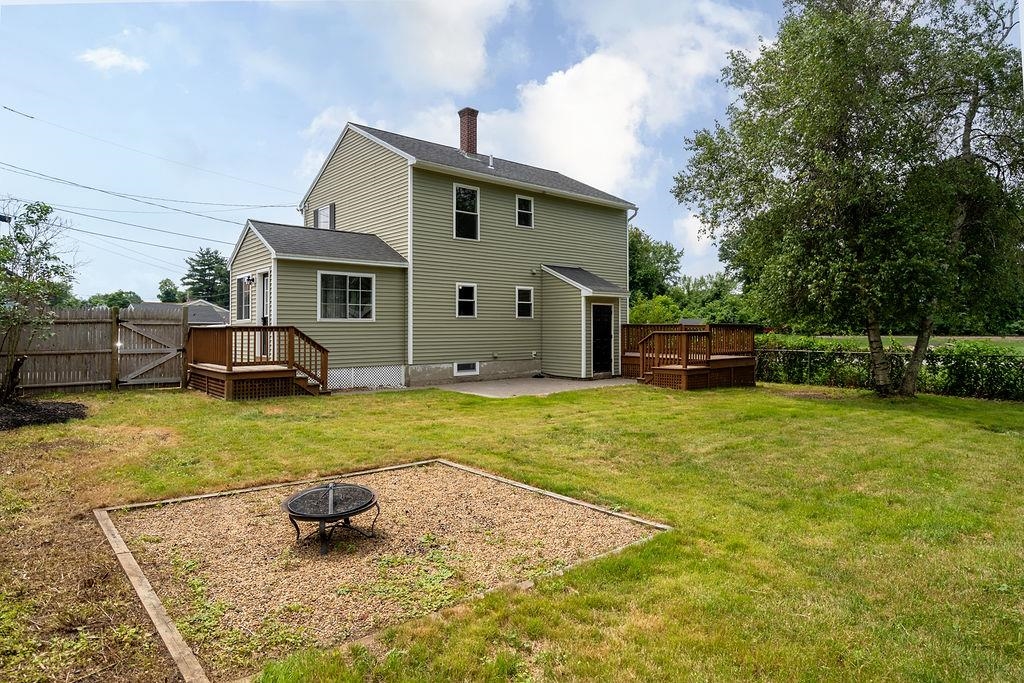 12 Dale Street Manchester, NH 03103 - Photo 25 of 31