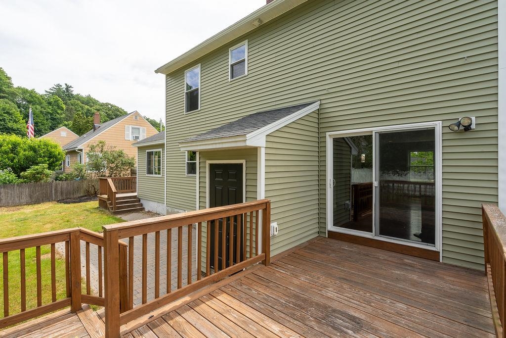 12 Dale Street Manchester, NH 03103 - Photo 28 of 31