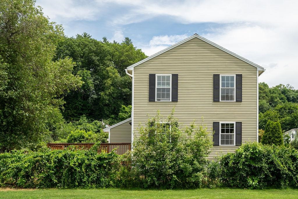 12 Dale Street Manchester, NH 03103 - Photo 30 of 31