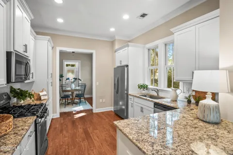 $775,000 | 611 Huguenin Drive, Beaufort, SC 29902