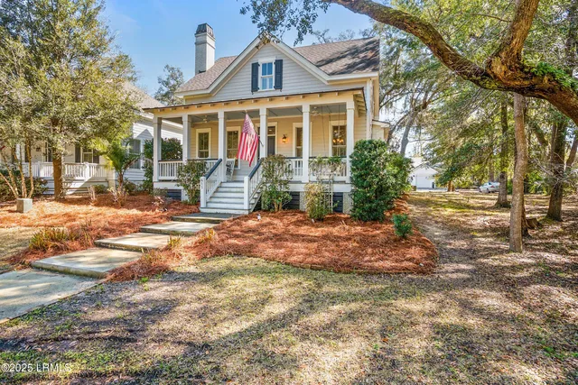 $775,000 | 611 Huguenin Drive, Beaufort, SC 29902