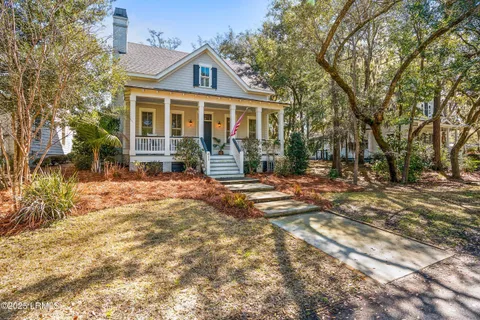 $775,000 | 611 Huguenin Drive, Beaufort, SC 29902