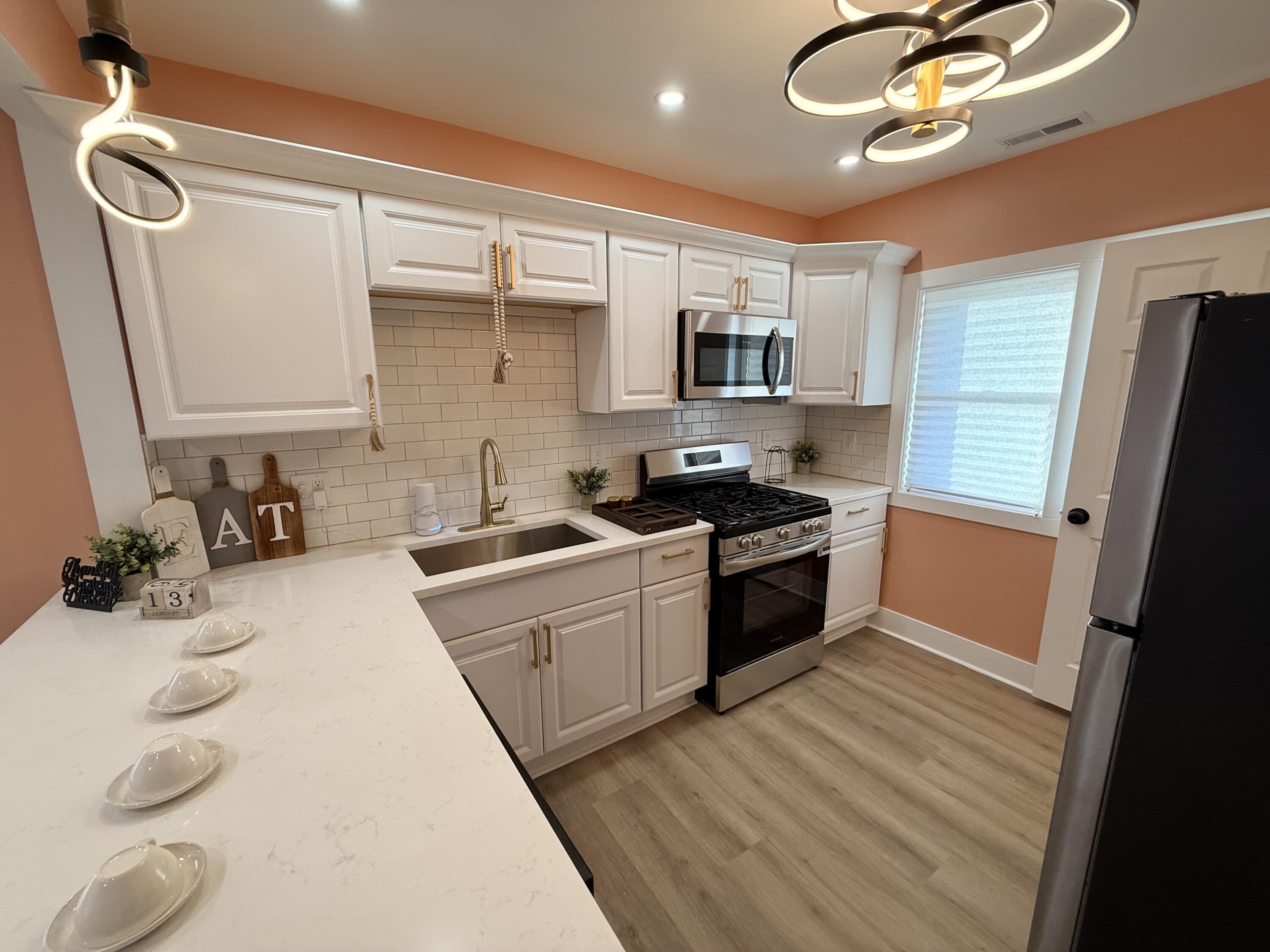 2248 Tennessee Street Gary, IN 46407 - Photo 4 of 22 3000x2250