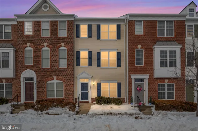 $515,000 | 42824 Nations Street, Chantilly, VA 20152