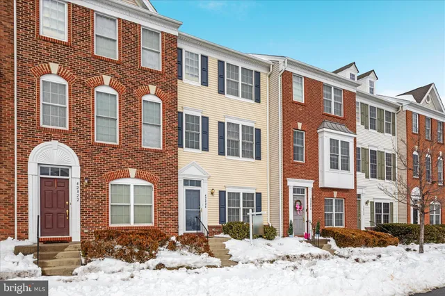 $515,000 | 42824 Nations Street, Chantilly, VA 20152