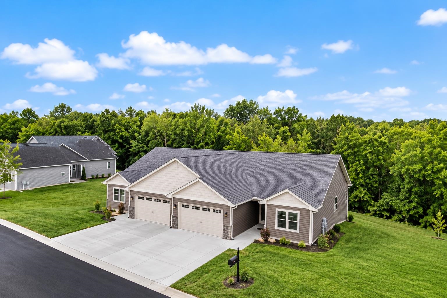 730 Kensington Ripon, WI 54971 - Photo 2 of 51 Gallery Image 2