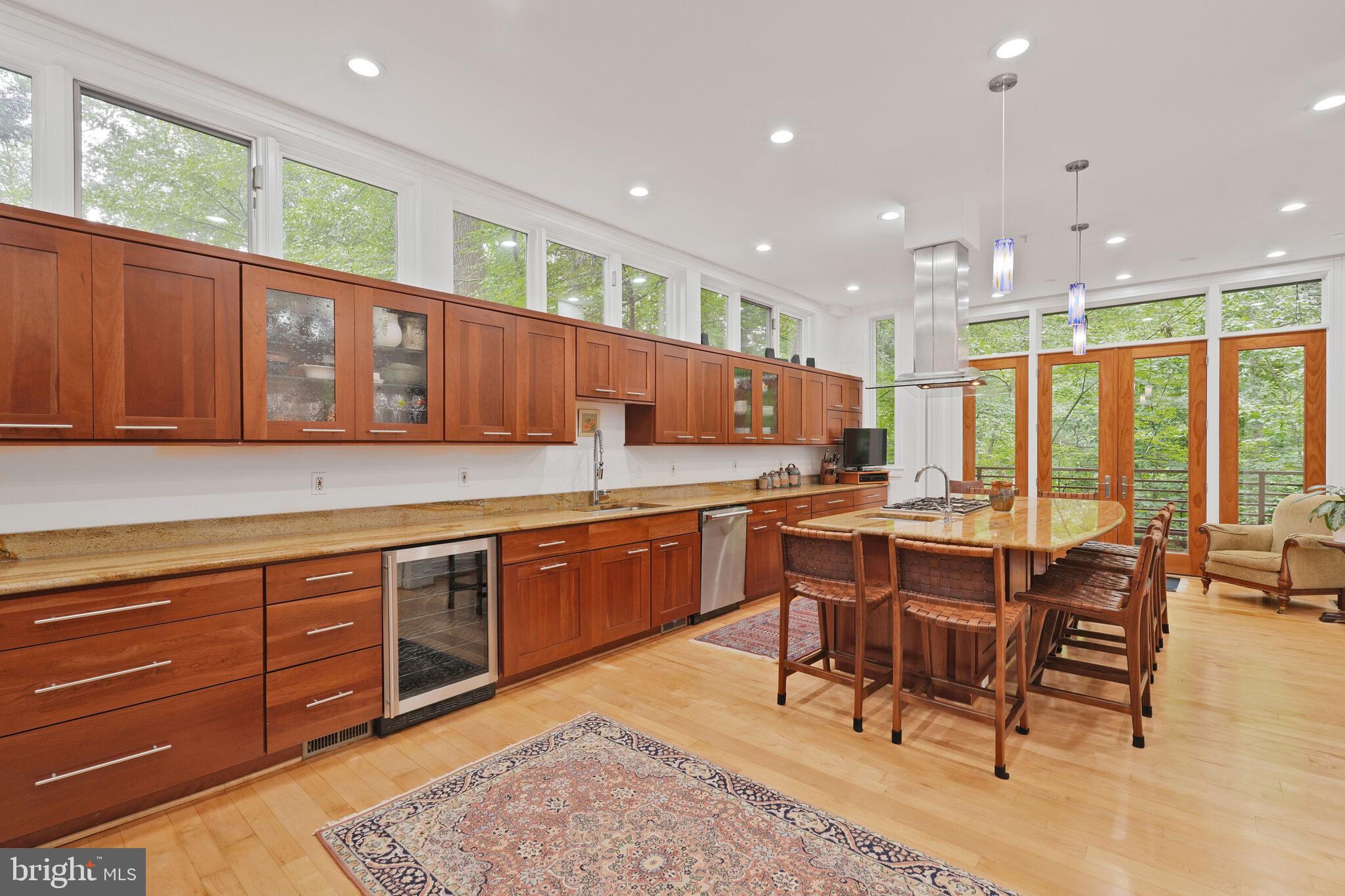 2807 Chesterfield Place Northwest Washington, DC 20008 - Photo 11 of 46 Kitchen