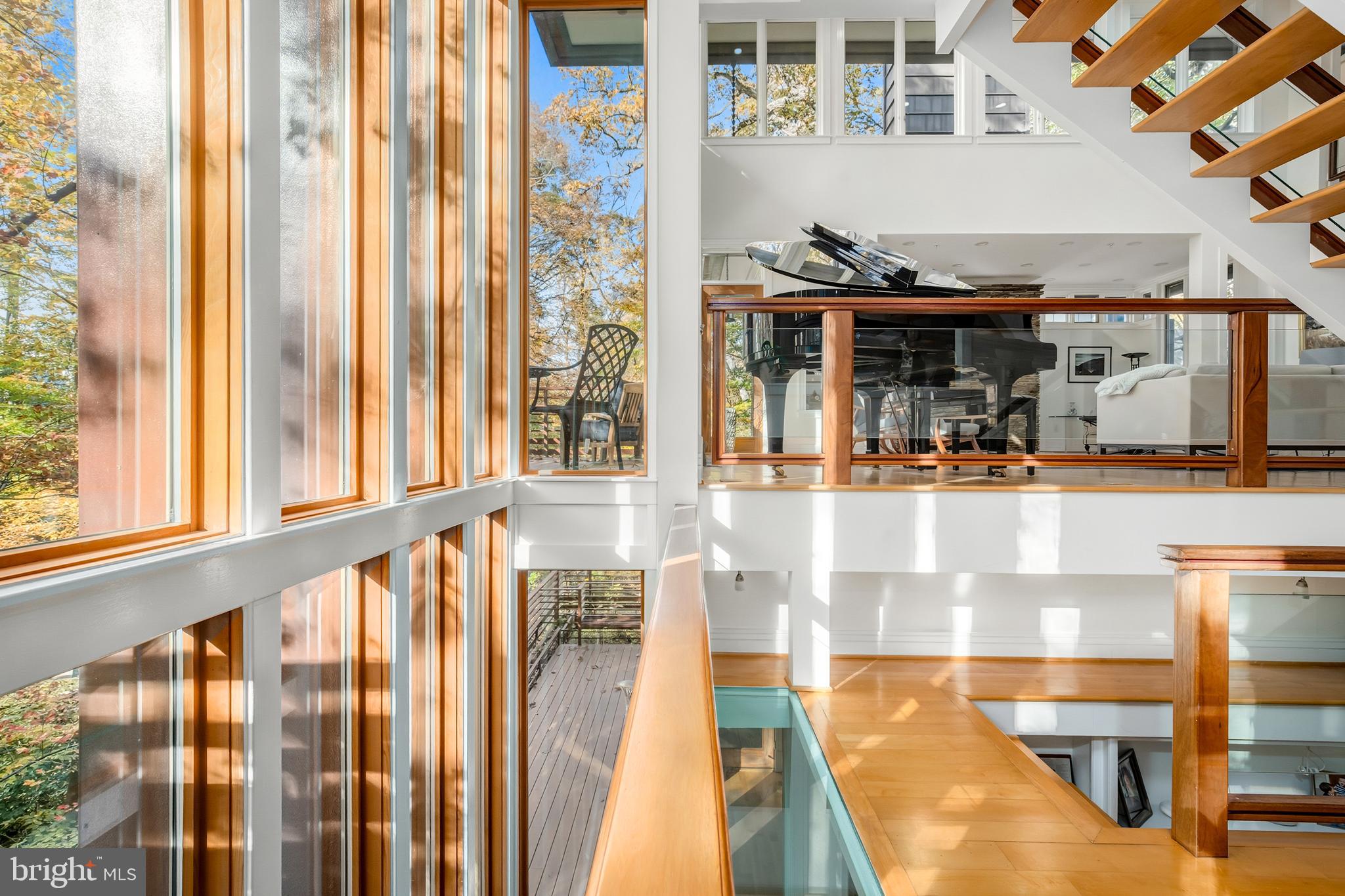 2807 Chesterfield Place Northwest Washington, DC 20008 - Photo 15 of 46 Sculptural Staircase