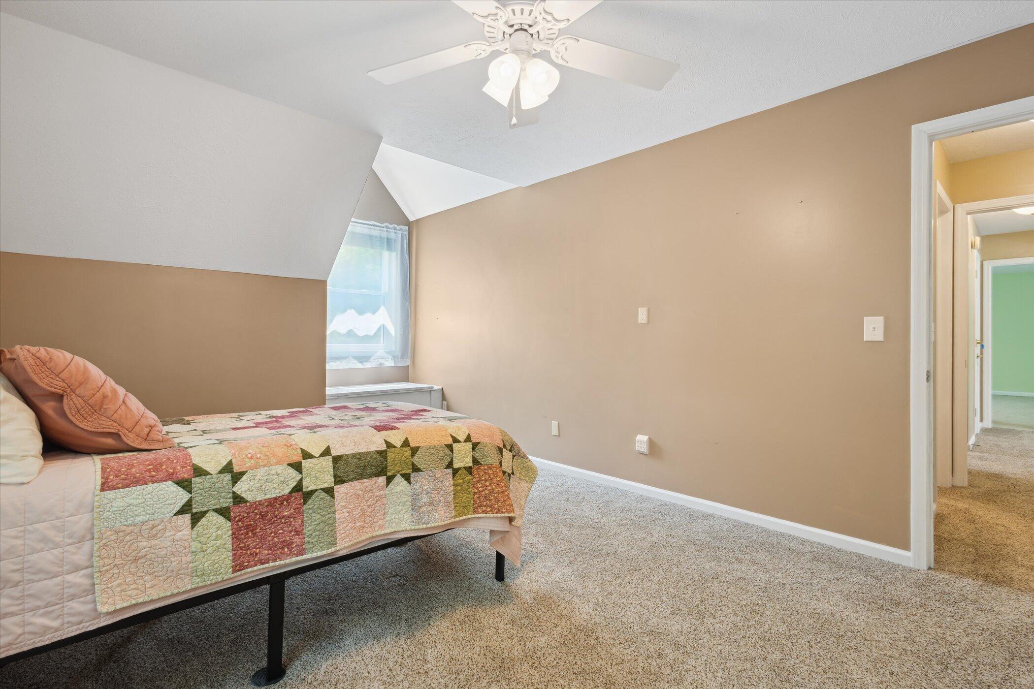 30170 Beeson Street Dowagiac, MI 49047 - Photo 17 of 60 28-30170-Beeson-St-Dowagiac-MI-49047-Win