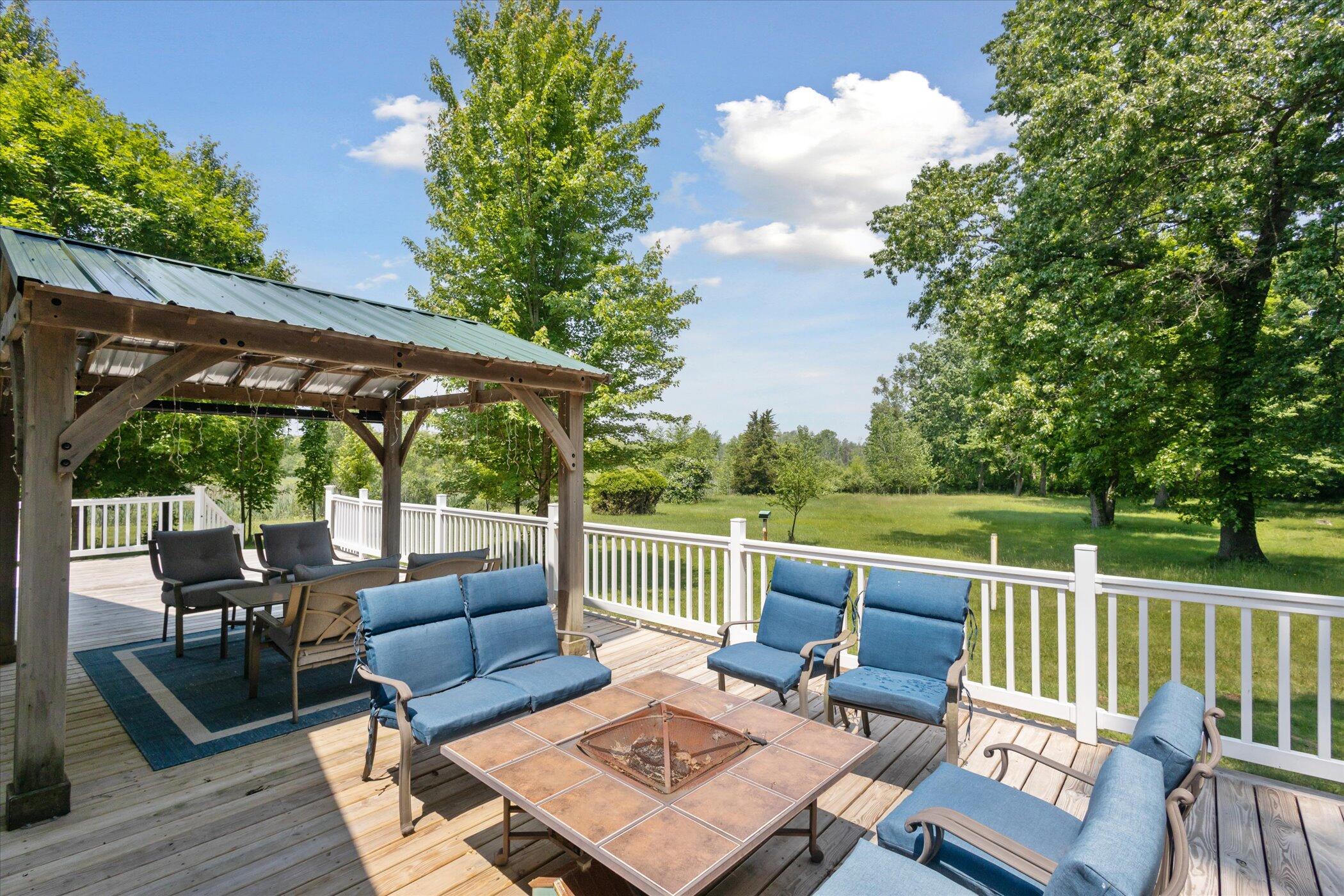 30170 Beeson Street Dowagiac, MI 49047 - Photo 23 of 60 33-30170-Beeson-St-Dowagiac-MI-49047-Win