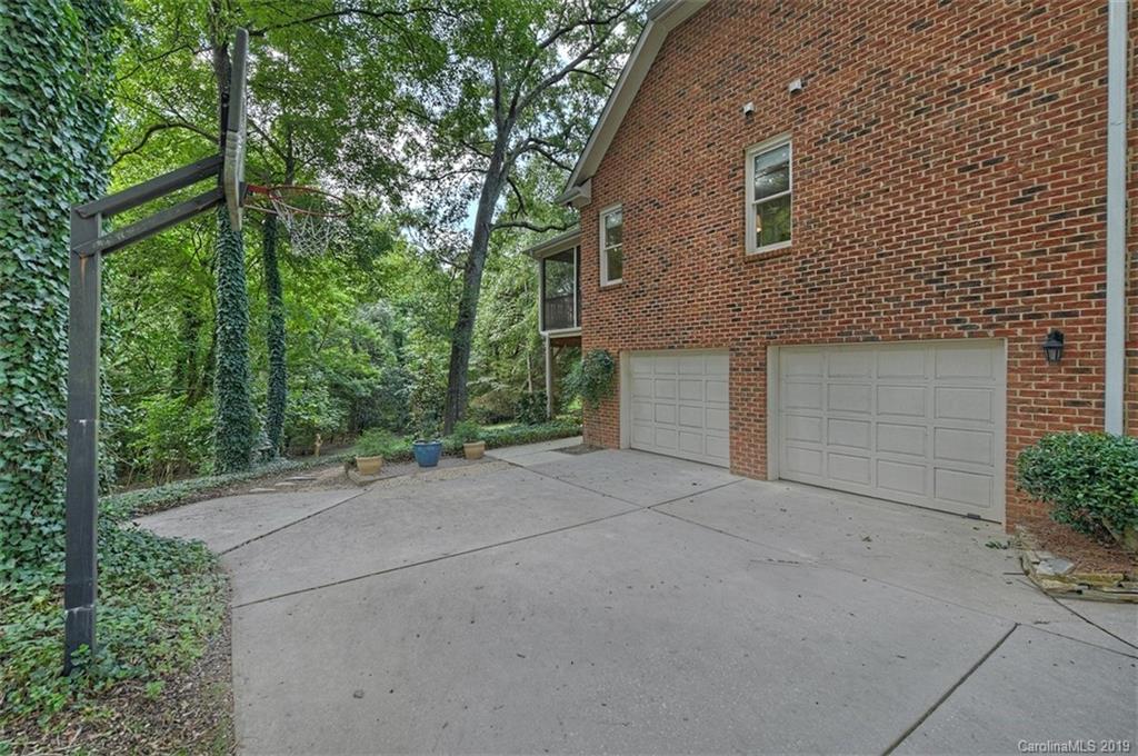 536 Beacon Knoll Lane, Unit 24 Fort Mill, SC 29708 - Photo 34 of 41 Gallery Image 34