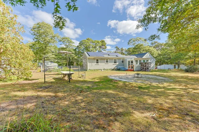 $579,900 | 21 Brian Lane, Hyannis, MA 02601