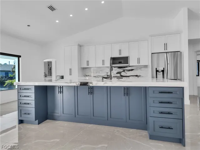 $3,500 | 2836 Northwest 5th Street, Cape Coral, FL 33993