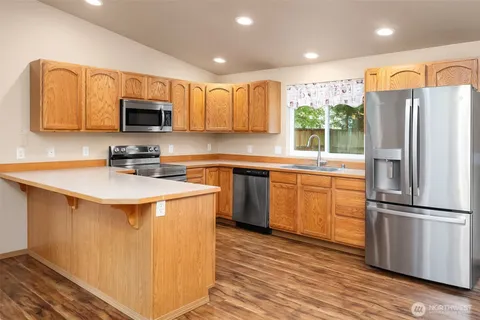 $525,000 | 15648 Topaz Drive Southeast, Yelm, WA 98597